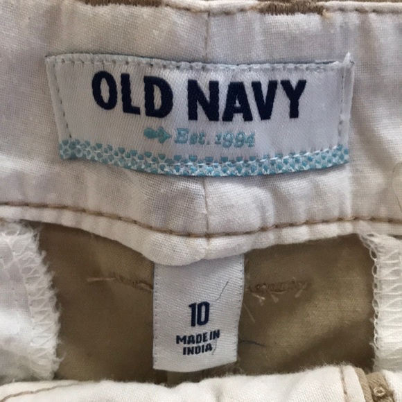 Khaki shorts from Old Navy. Like New! - Picture 2 of 3
